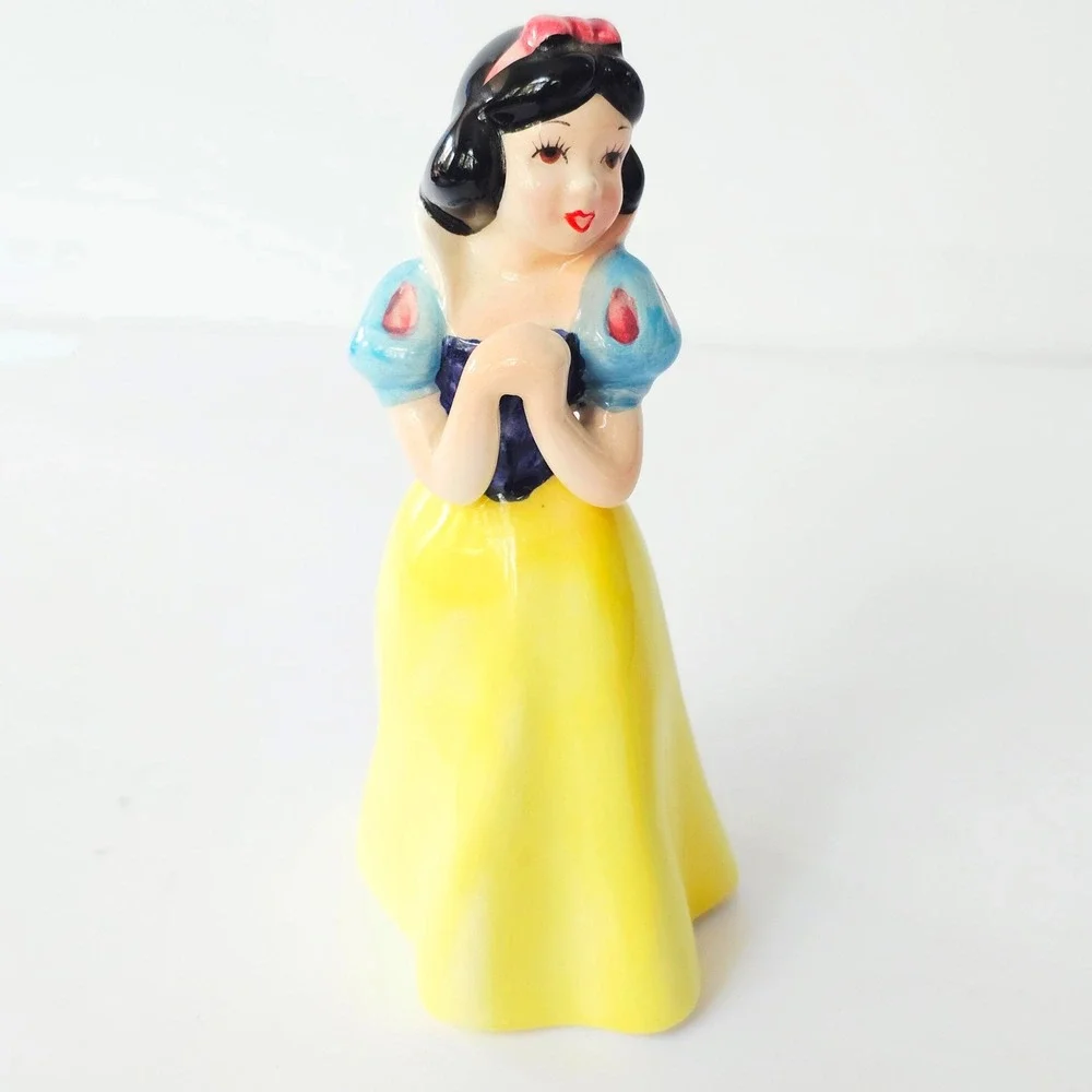 Vintage Walt Disney Snow‎ White Japan Ceramic Figurine Princess - M1099